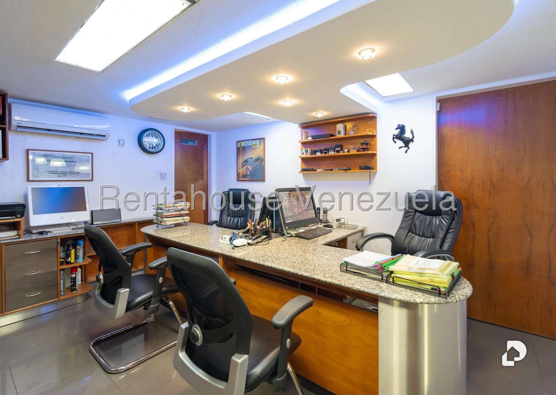 Local comercial en Los Chaguaramos, Caracas – 14