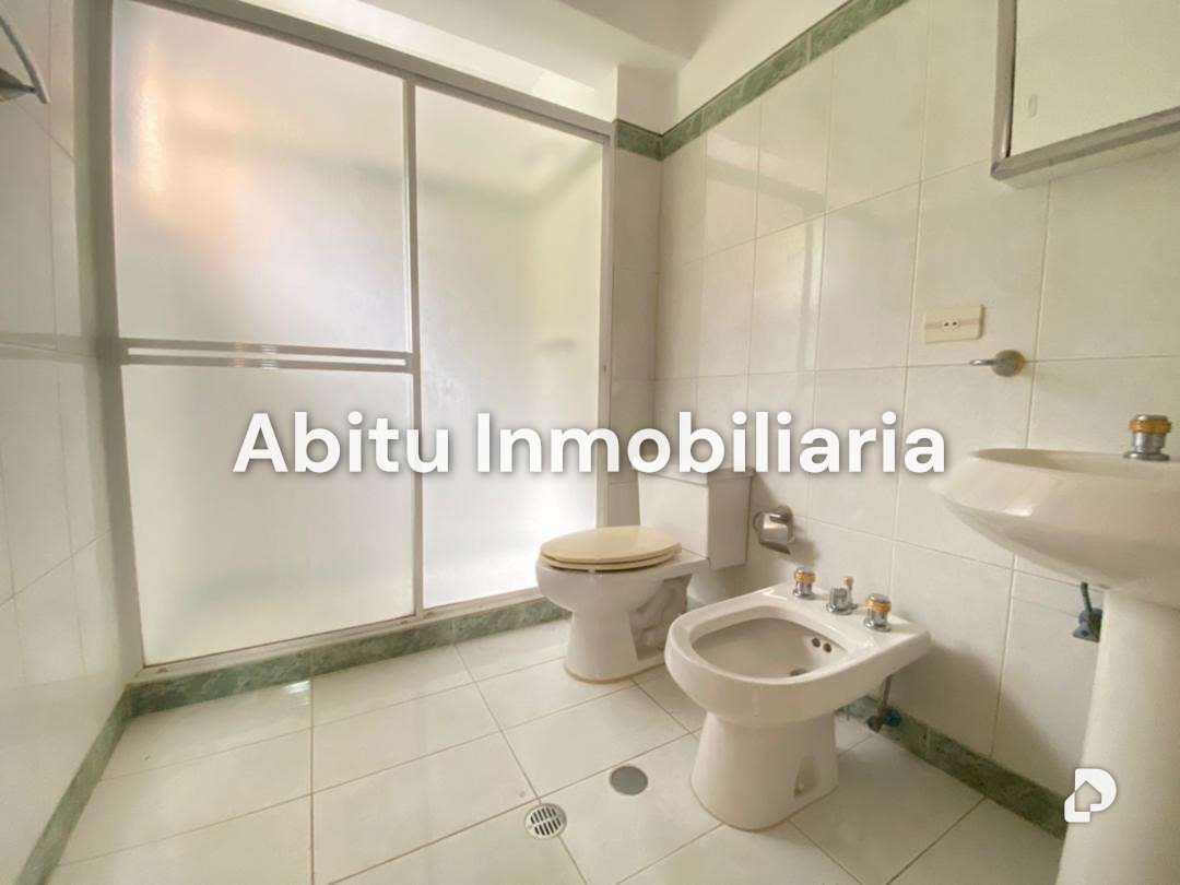Apartamento en Lomas de La Lagunita, Caracas – 8