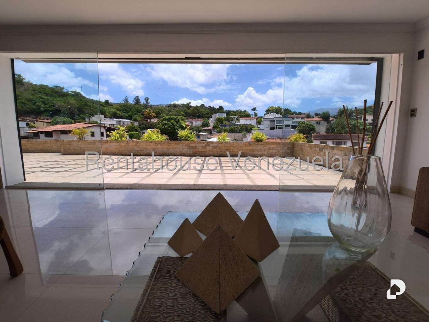 Casa en Cumbres de Curumo, Caracas – 22