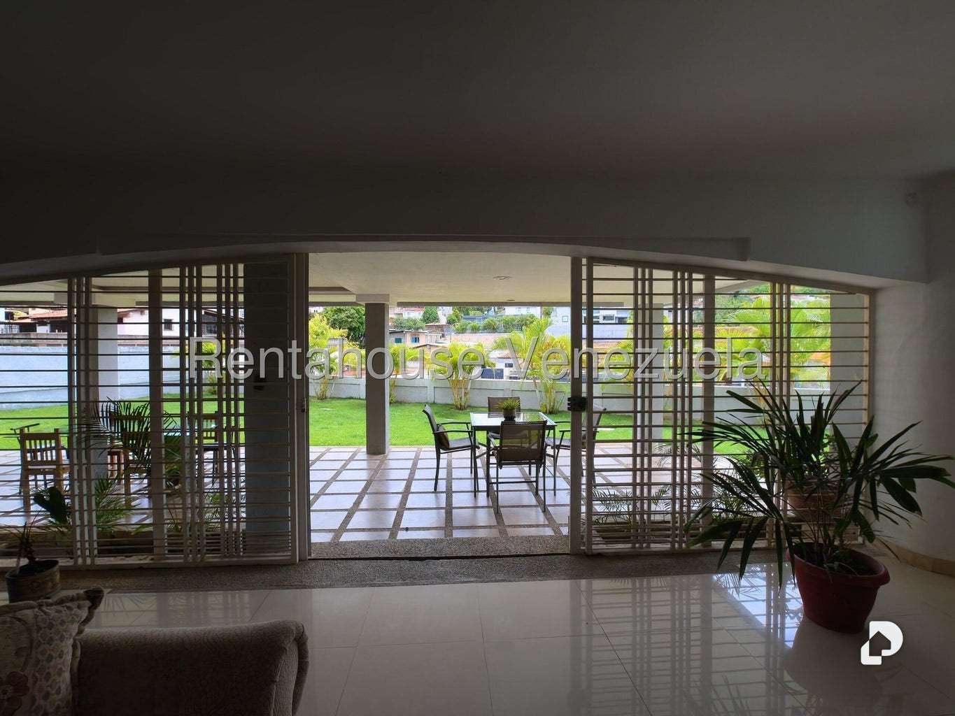 Casa en Cumbres de Curumo, Caracas – 43