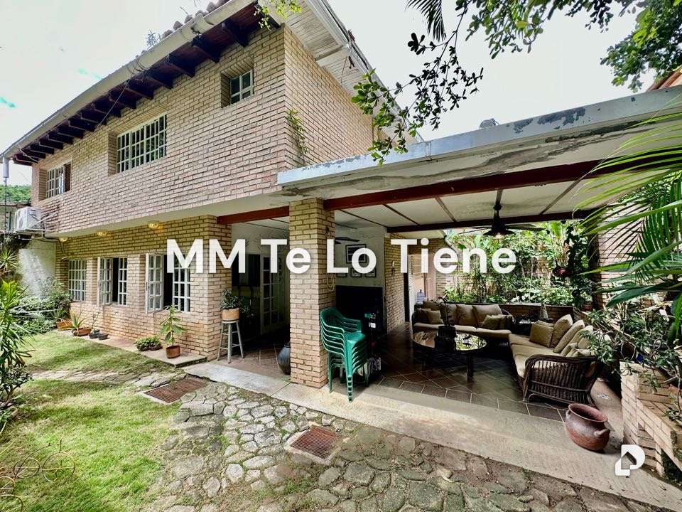 Casa en Santa Sofía, Caracas – 6