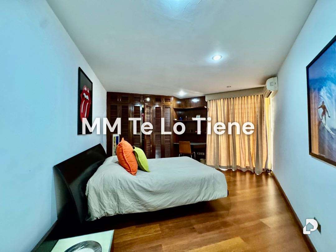 Casa en Colinas de Tamanaco, Caracas – 28