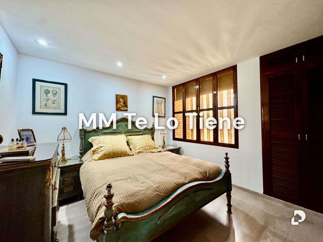 Casa en Colinas de Tamanaco, Caracas – 29