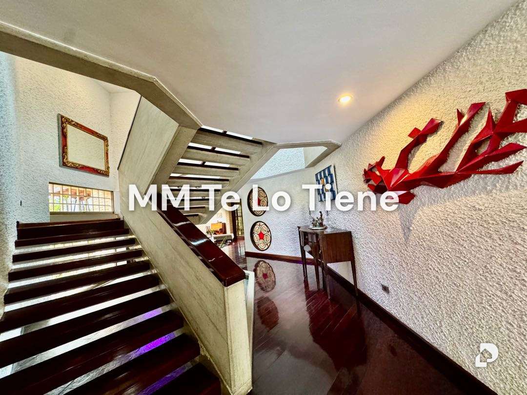 Casa en Colinas de Tamanaco, Caracas – 12
