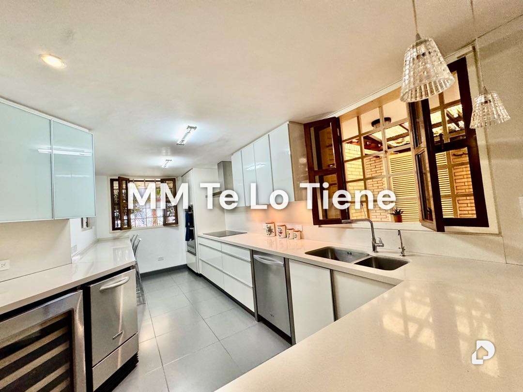 Casa en Colinas de Tamanaco, Caracas – 14