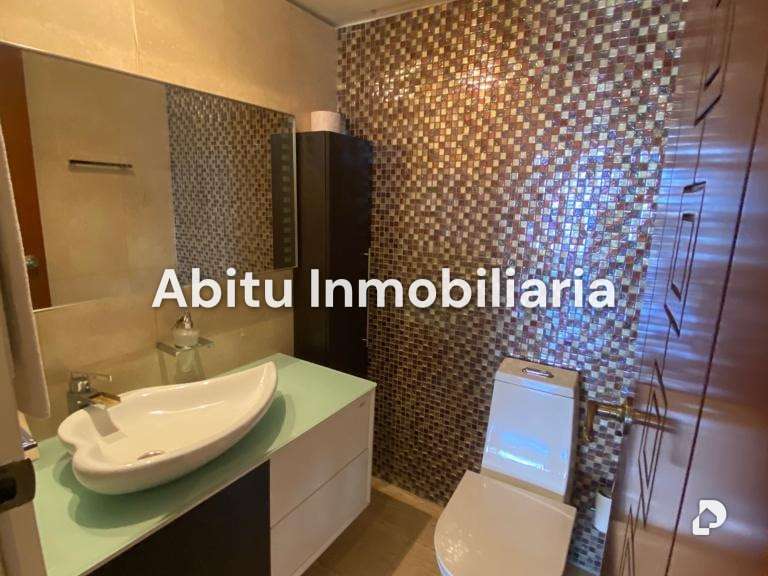 Apartamento en Altamira, Caracas – 13