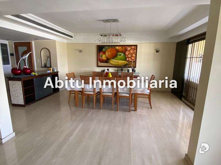 Apartamento en Altamira, Caracas – 4