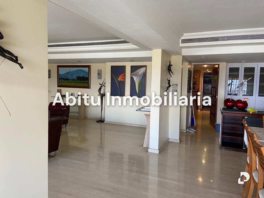 Apartamento en Altamira, Caracas – 3
