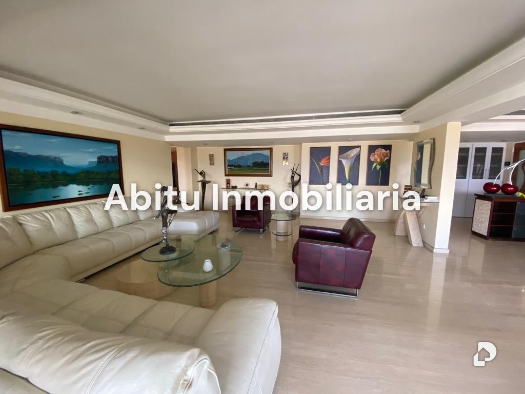 Apartamento en Altamira, Caracas – 1