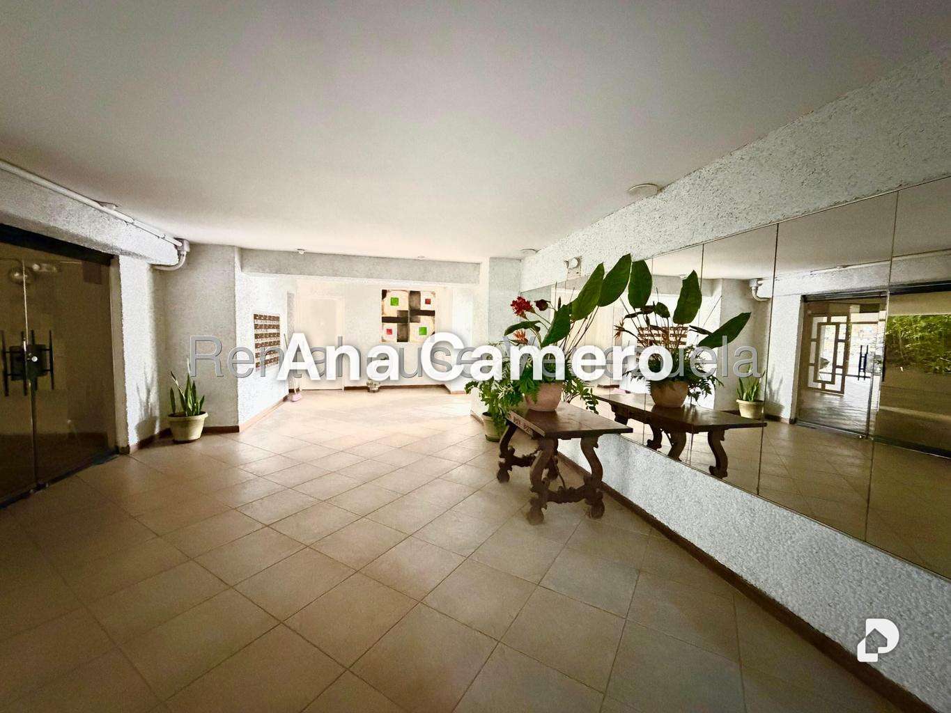 Apartment in Las Mesetas de Santa Rosa de Lima, Caracas – 20