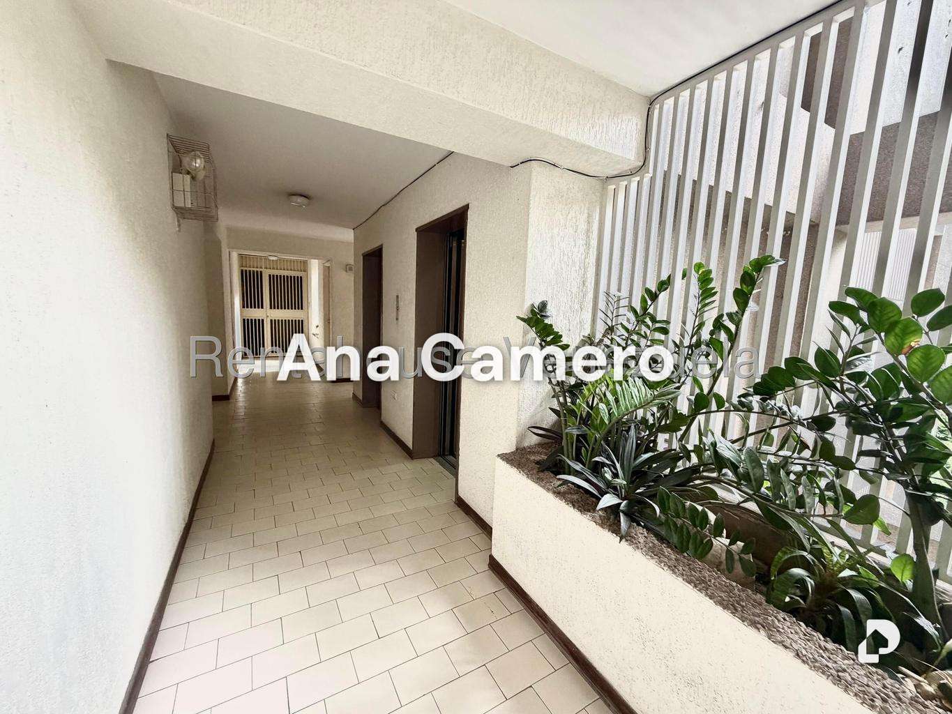 Apartment in Las Mesetas de Santa Rosa de Lima, Caracas – 19