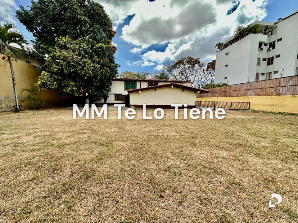 House in El Bosque, Caracas – 3