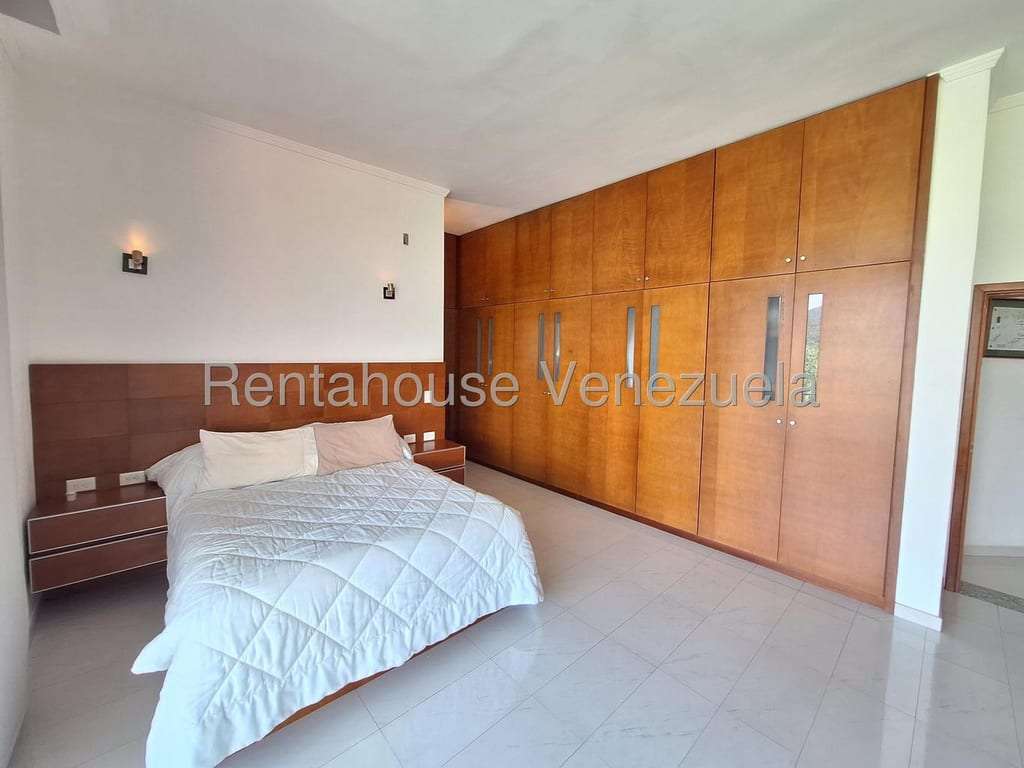 Casa en Altos de Guataparo, Valencia