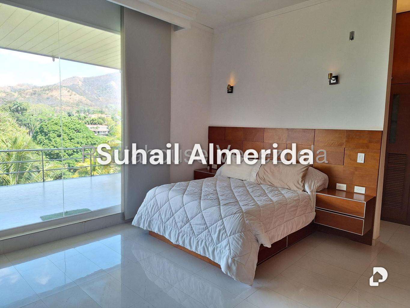 Casa en Altos de Guataparo, Valencia – 13