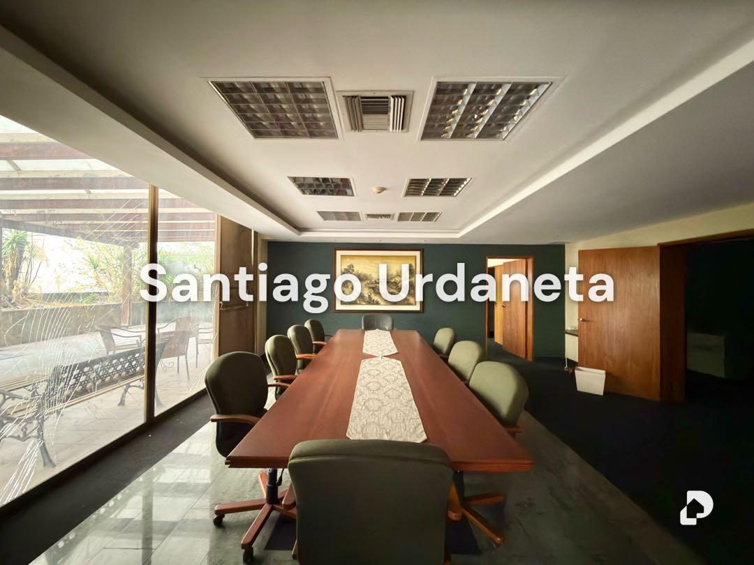 Building in Altagracia, Caracas – 4