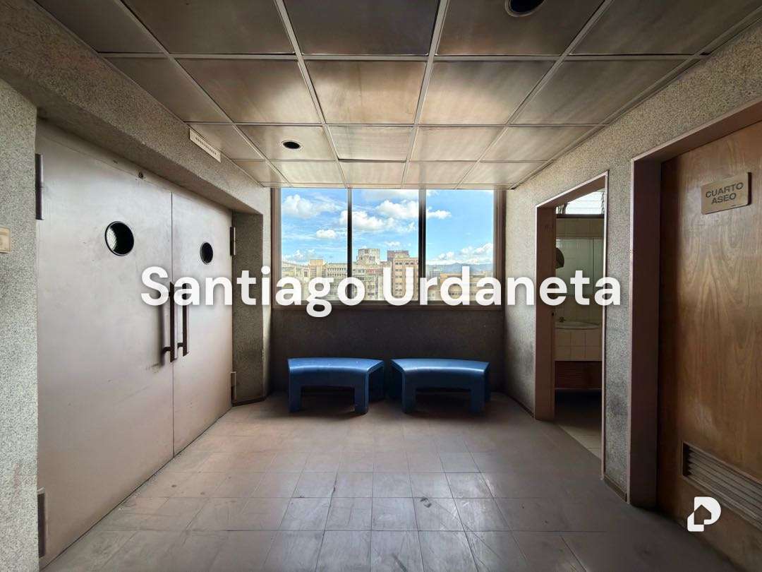 Building in Altagracia, Caracas – 11