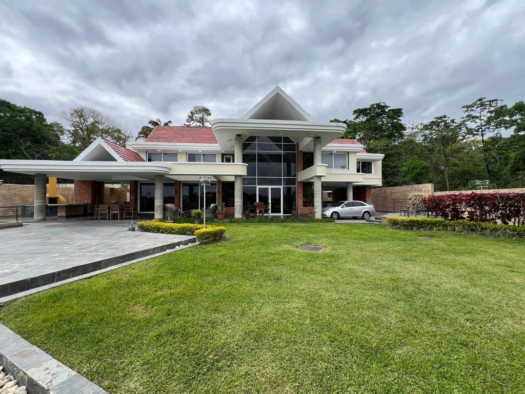 Casa en La Lagunita, Caracas