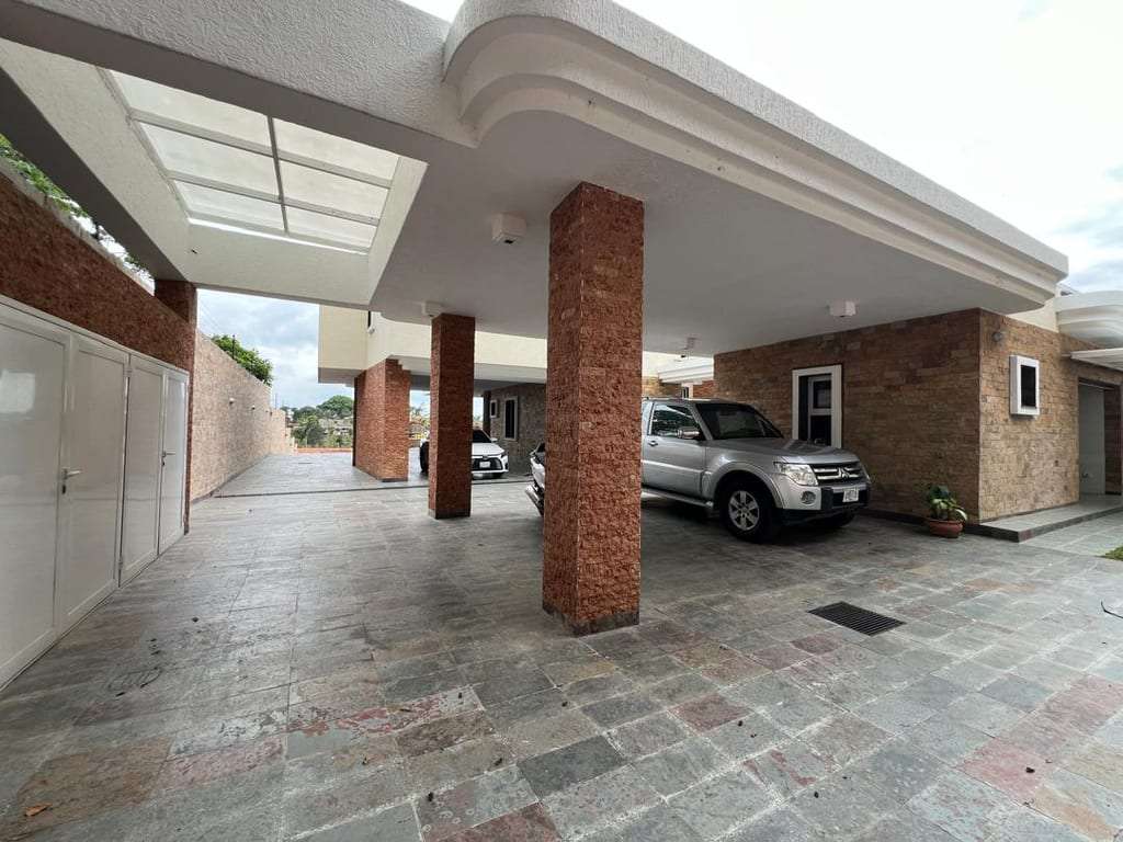 Casa en La Lagunita, Caracas