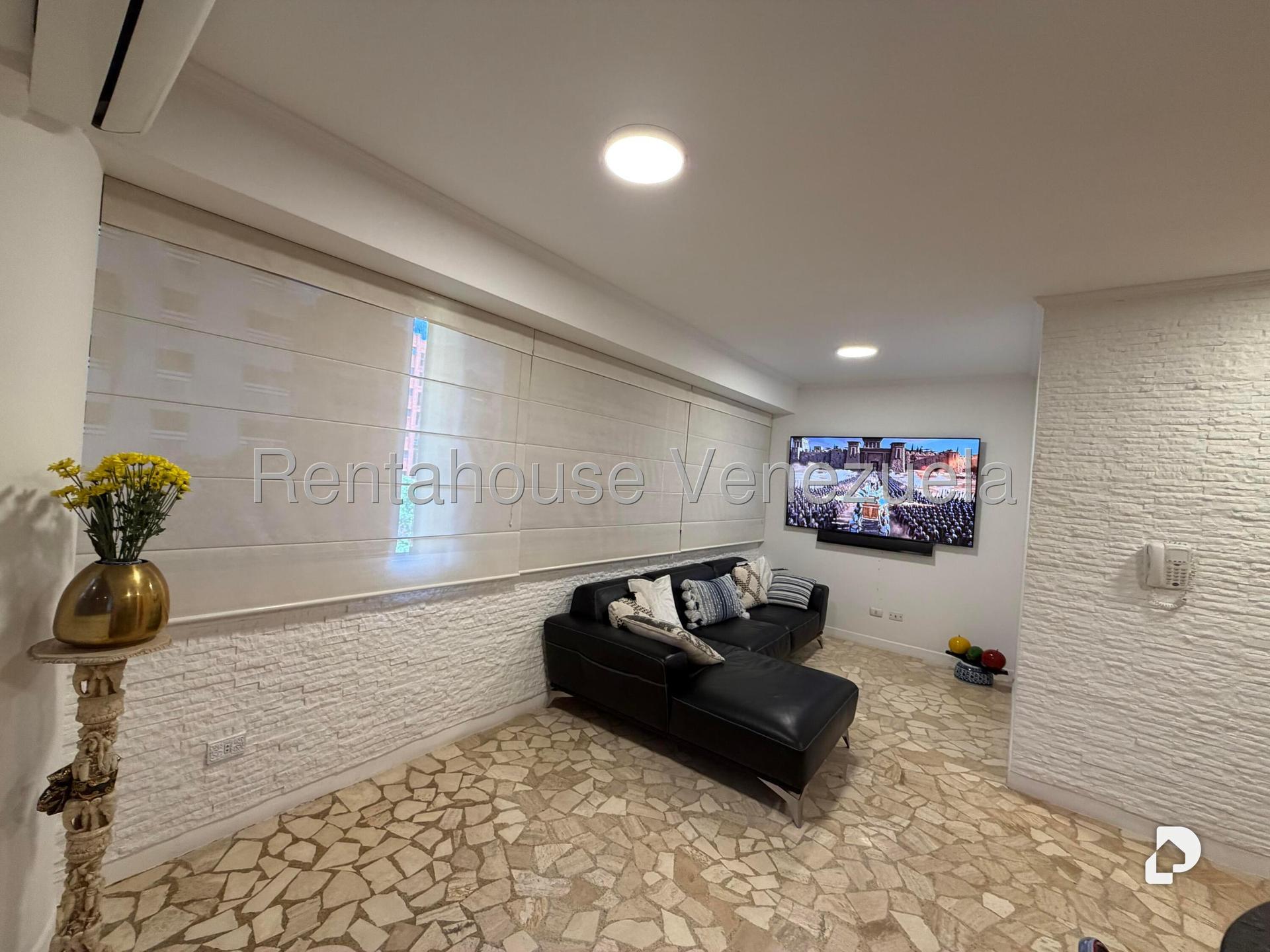 Apartamento en El Rosal, Caracas – 3