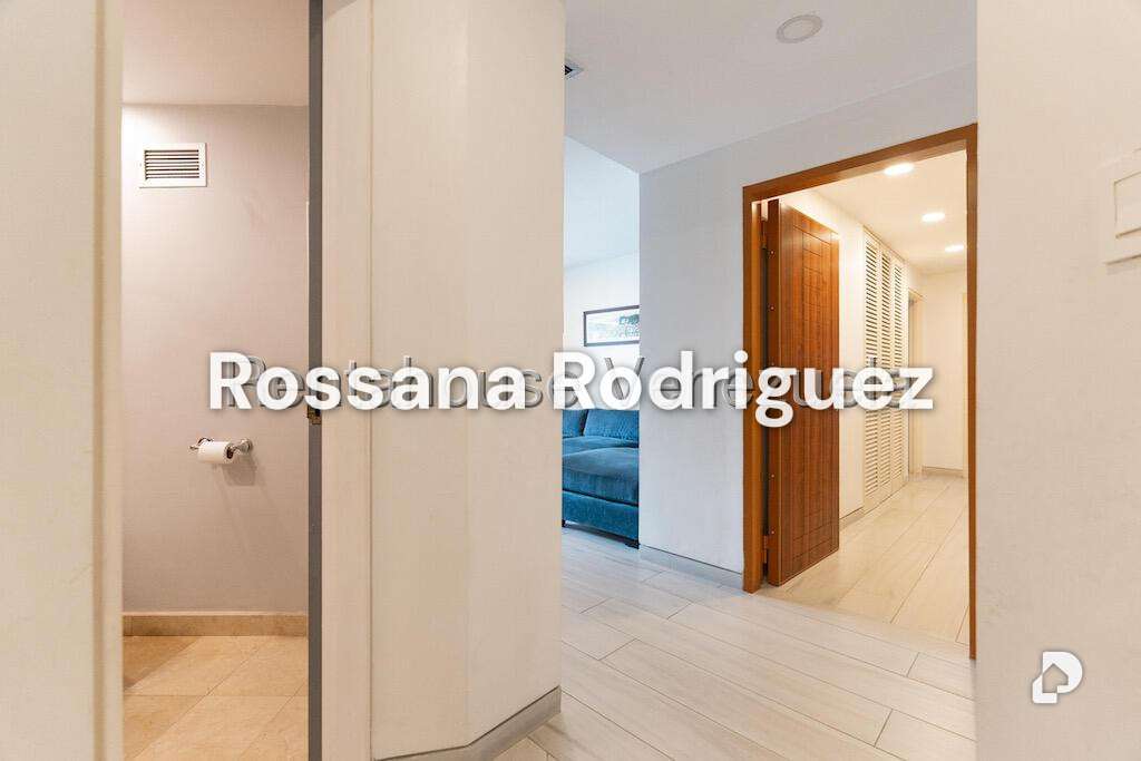 Apartamento en Country Club, Caracas – 17