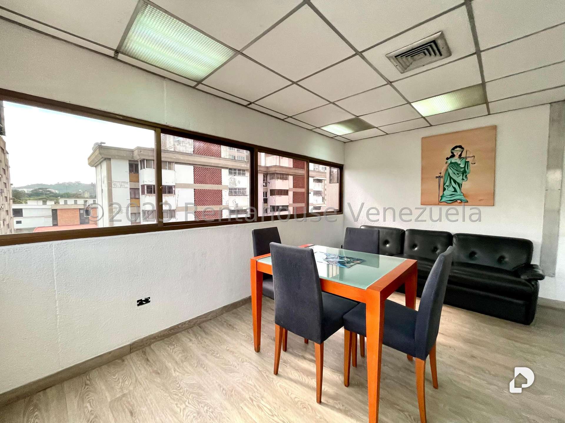 Edificio en Colinas de Bello Monte, Caracas – 24