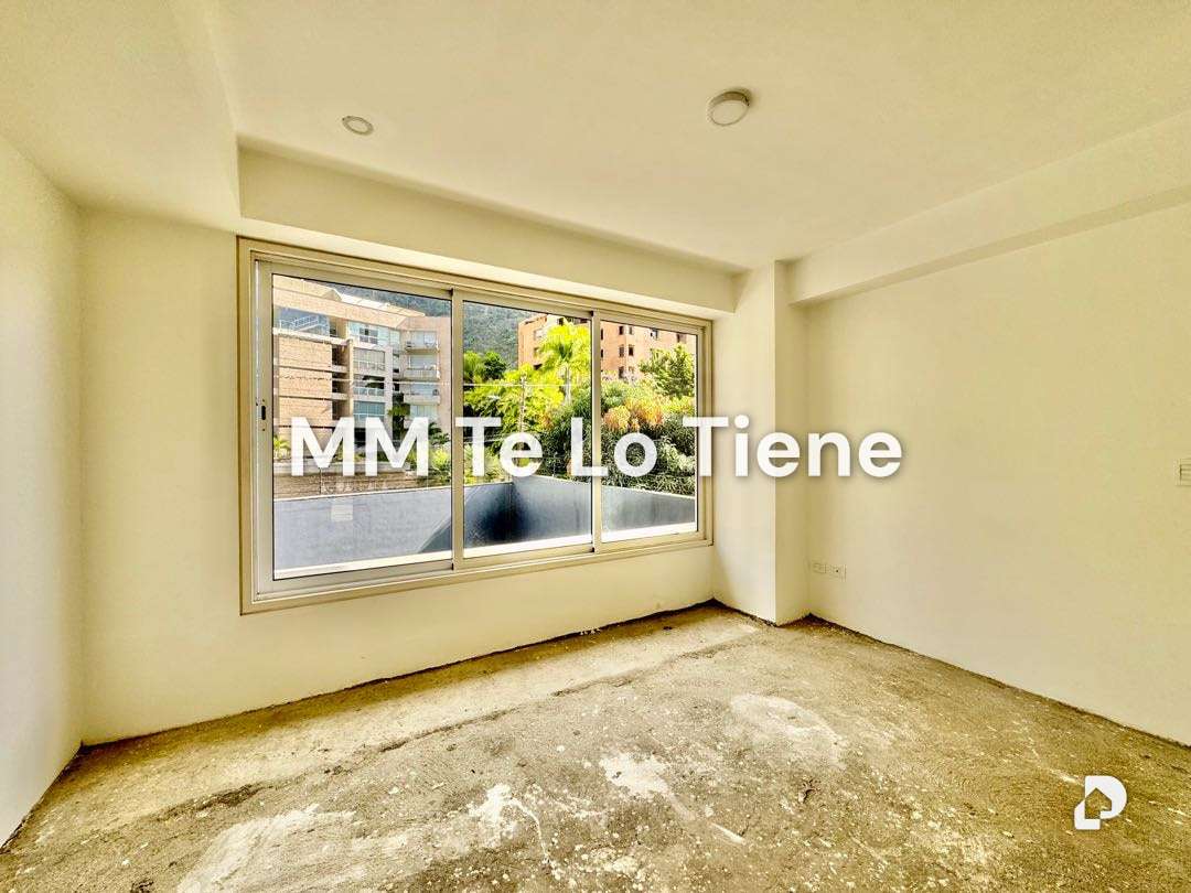 Apartamento en Los Palos Grandes, Caracas – 19