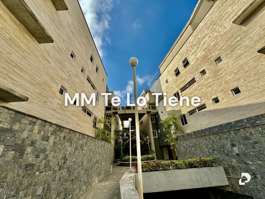 Apartamento en Los Palos Grandes, Caracas – 2