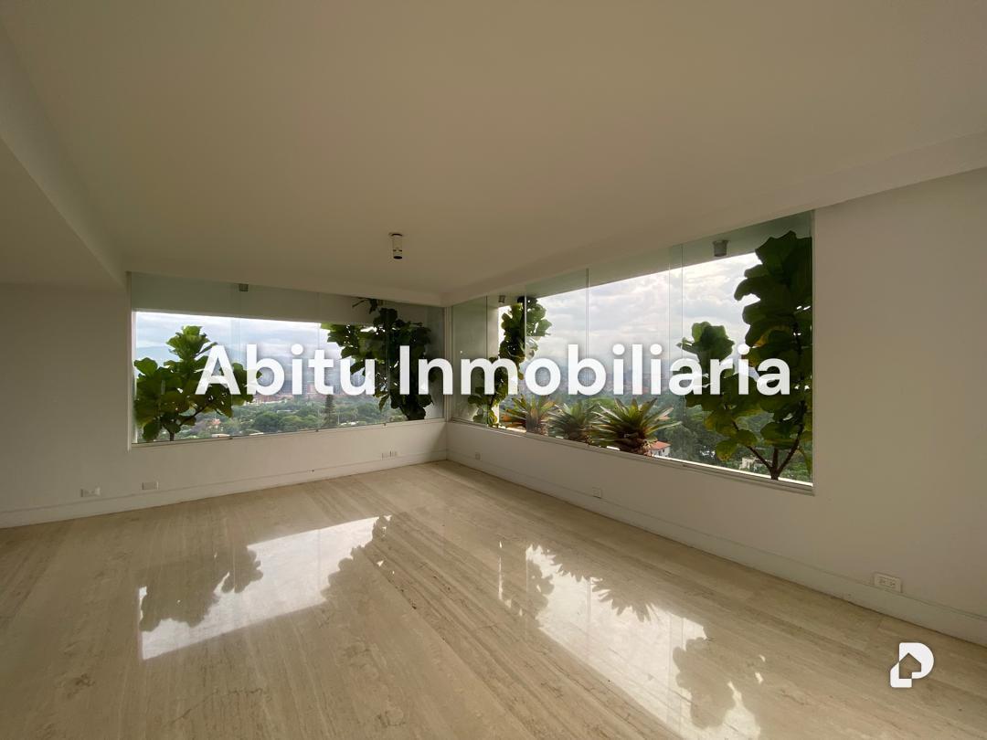 Apartment in La Castellana, Caracas – 4
