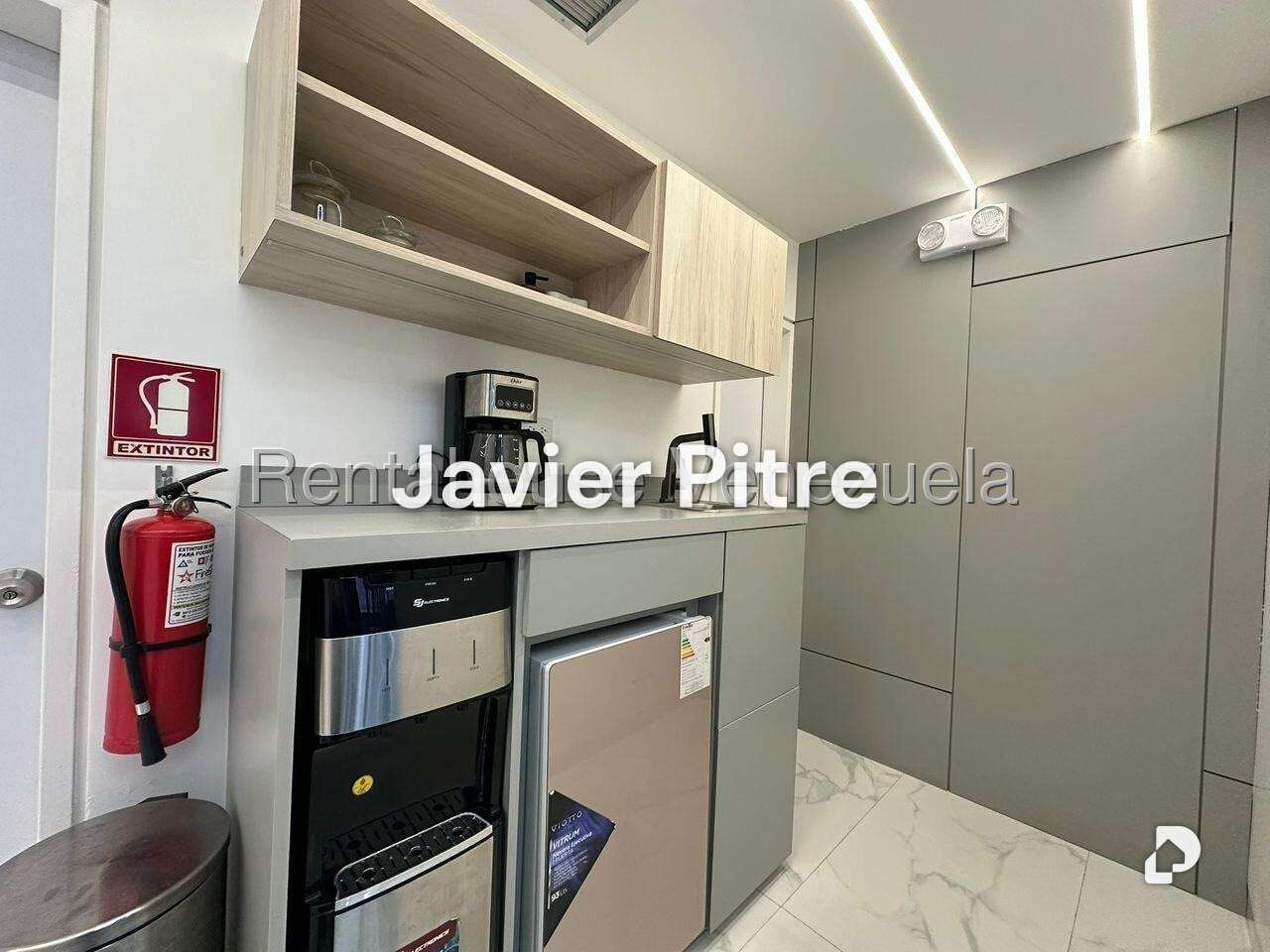 Oficina en Chuao, Caracas – 8