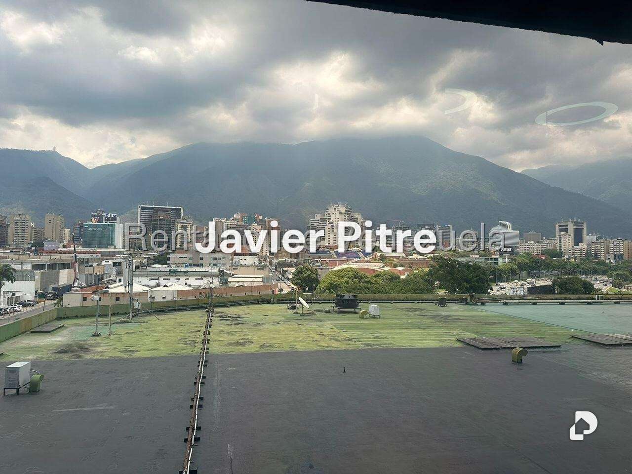 Oficina en Chuao, Caracas – 14