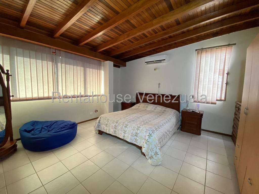 Casa en La Lagunita Country Club, Caracas