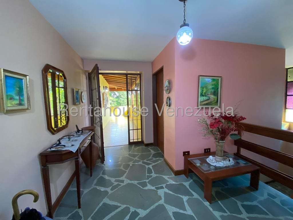 Casa en La Lagunita Country Club, Caracas