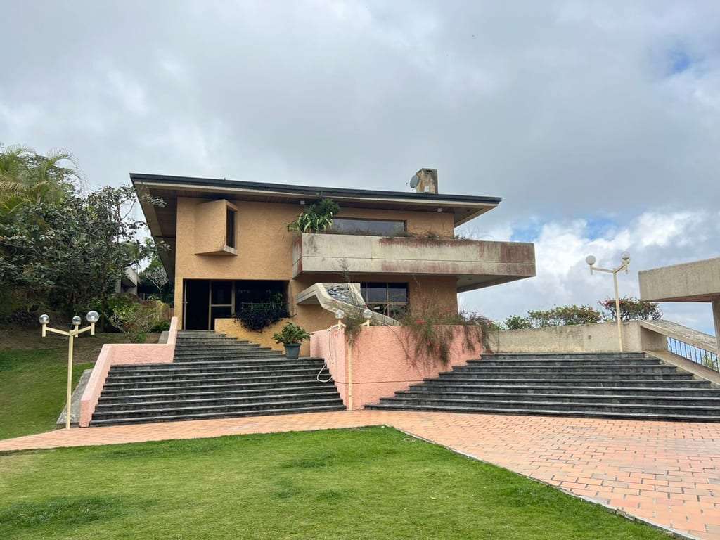Casa en Oripoto, Caracas - 1