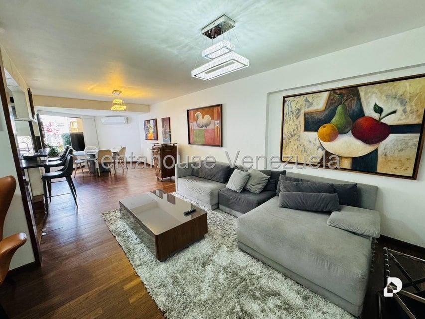 Apartamento en Los Palos Grandes, Caracas – 2