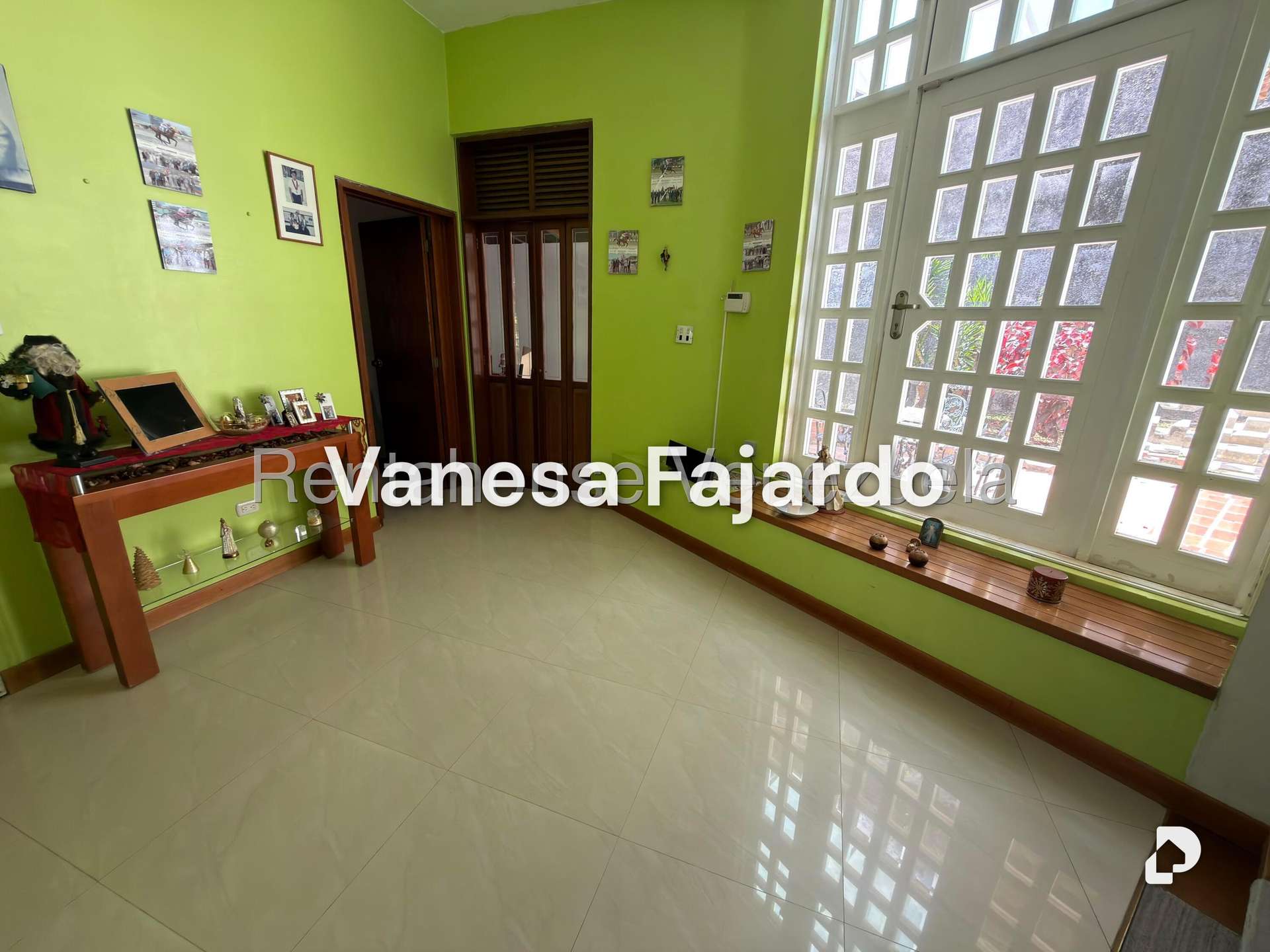 Casa en Prados del Este, Caracas – 12
