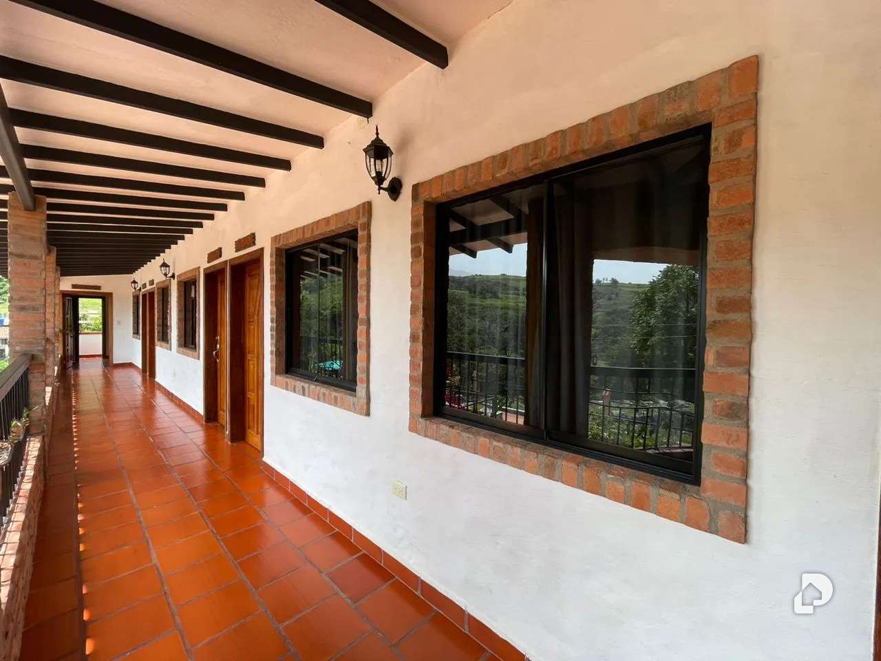 Edificio en Mucunután, Tabay – 38