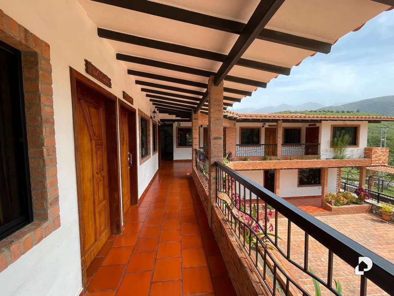Edificio en Mucunután, Tabay – 48
