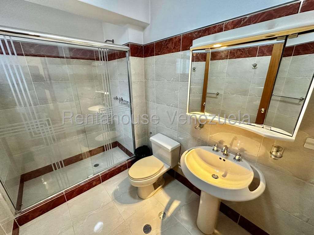 Apartamento en La Lagunita Country Club, Caracas
