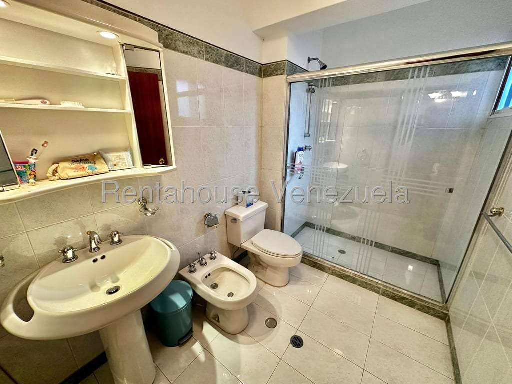 Apartamento en La Lagunita Country Club, Caracas