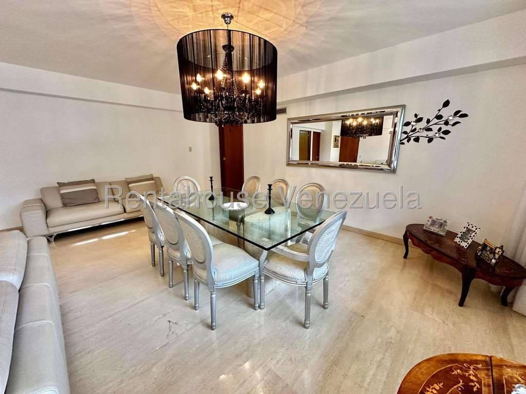 Apartamento en La Lagunita Country Club, Caracas