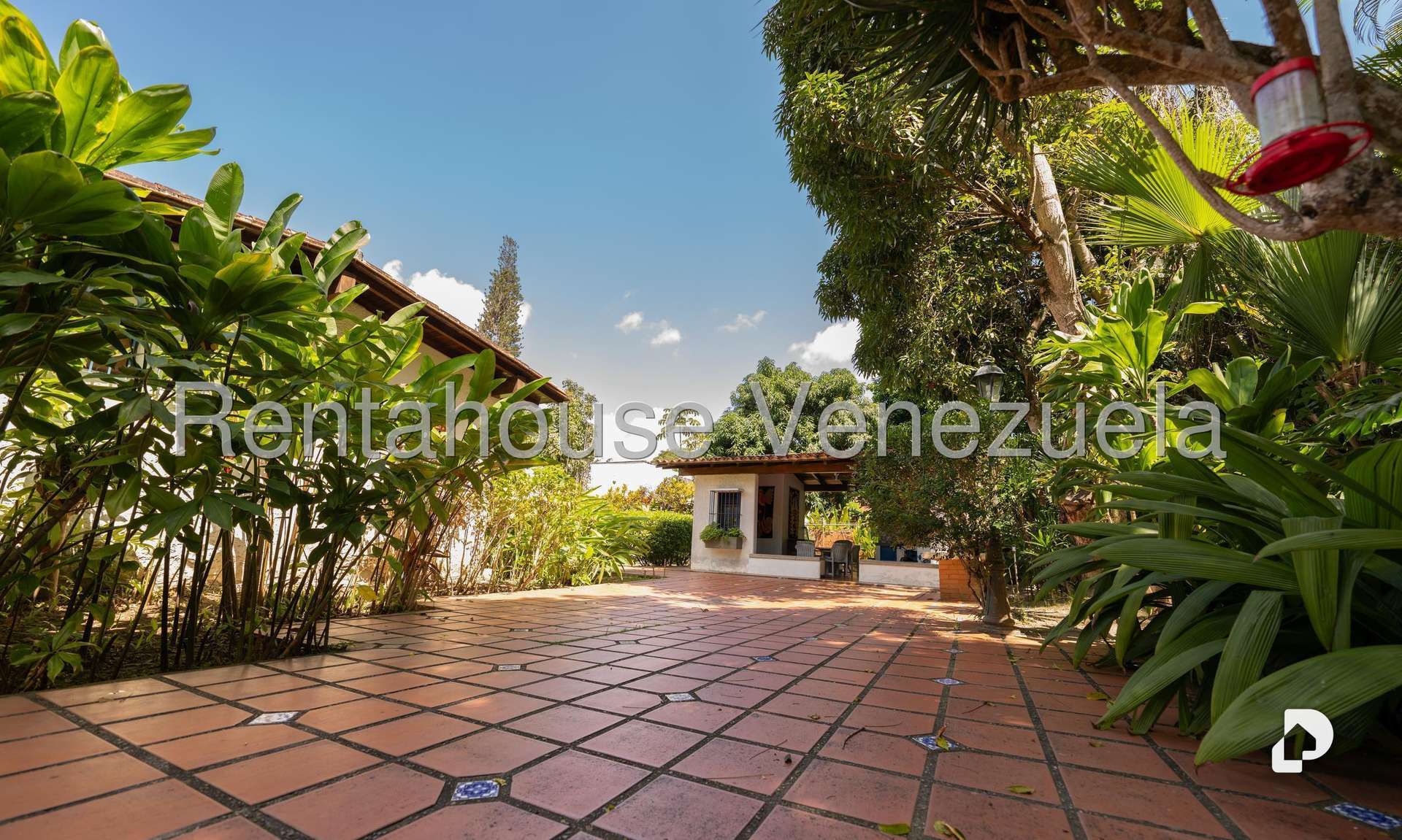 Casa en Cerro Verde, Caracas – 34