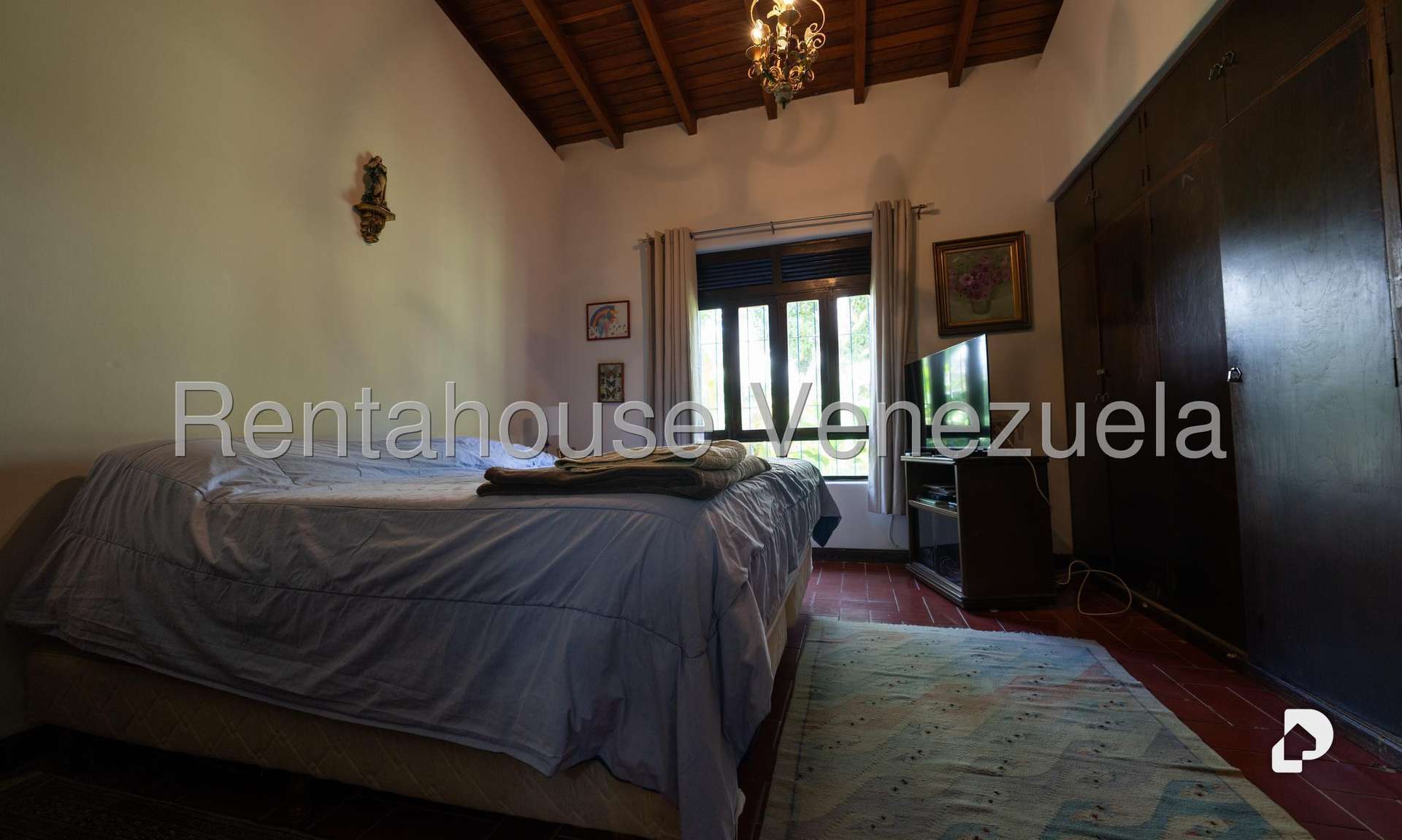 Casa en Cerro Verde, Caracas – 22
