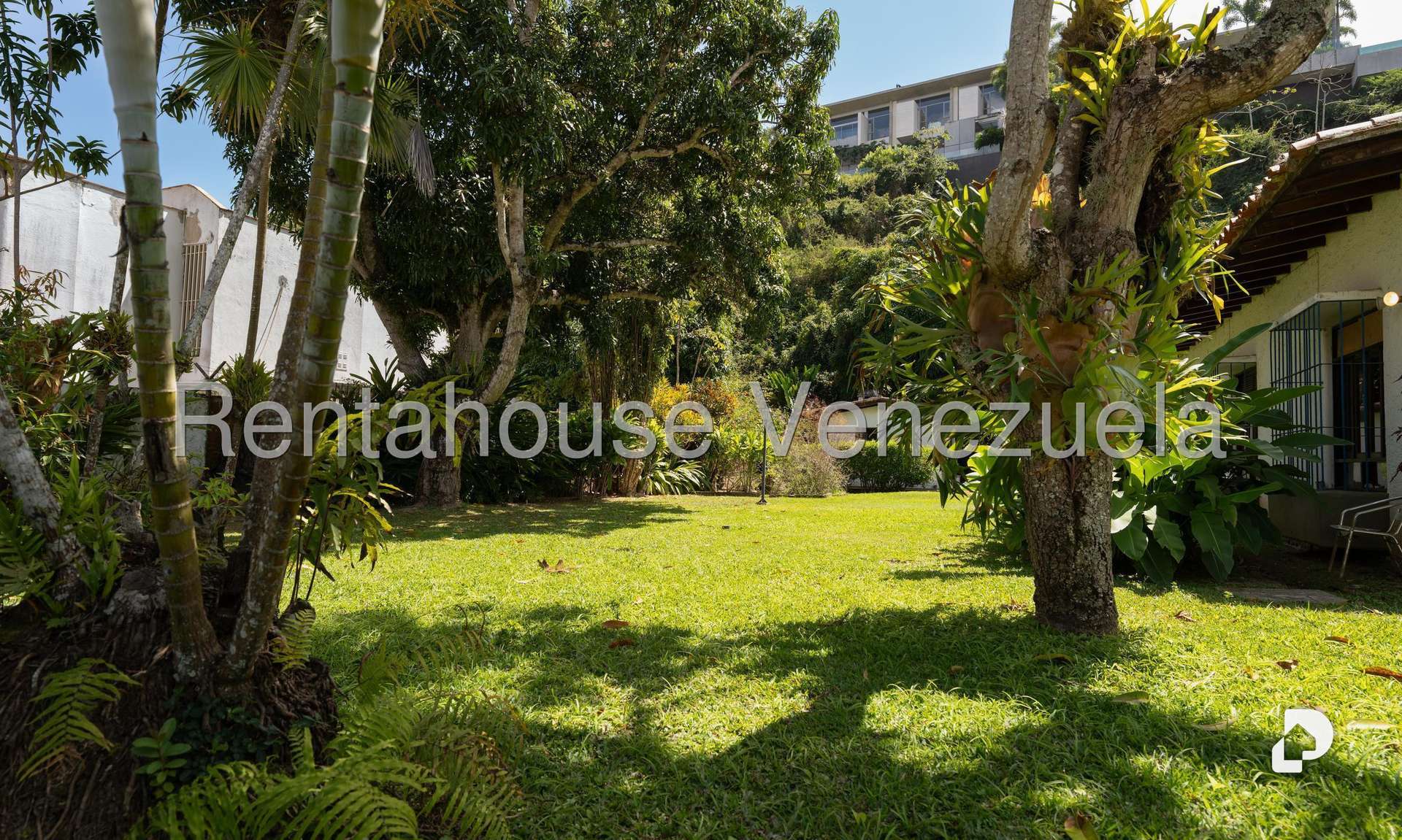 Casa en Cerro Verde, Caracas – 43