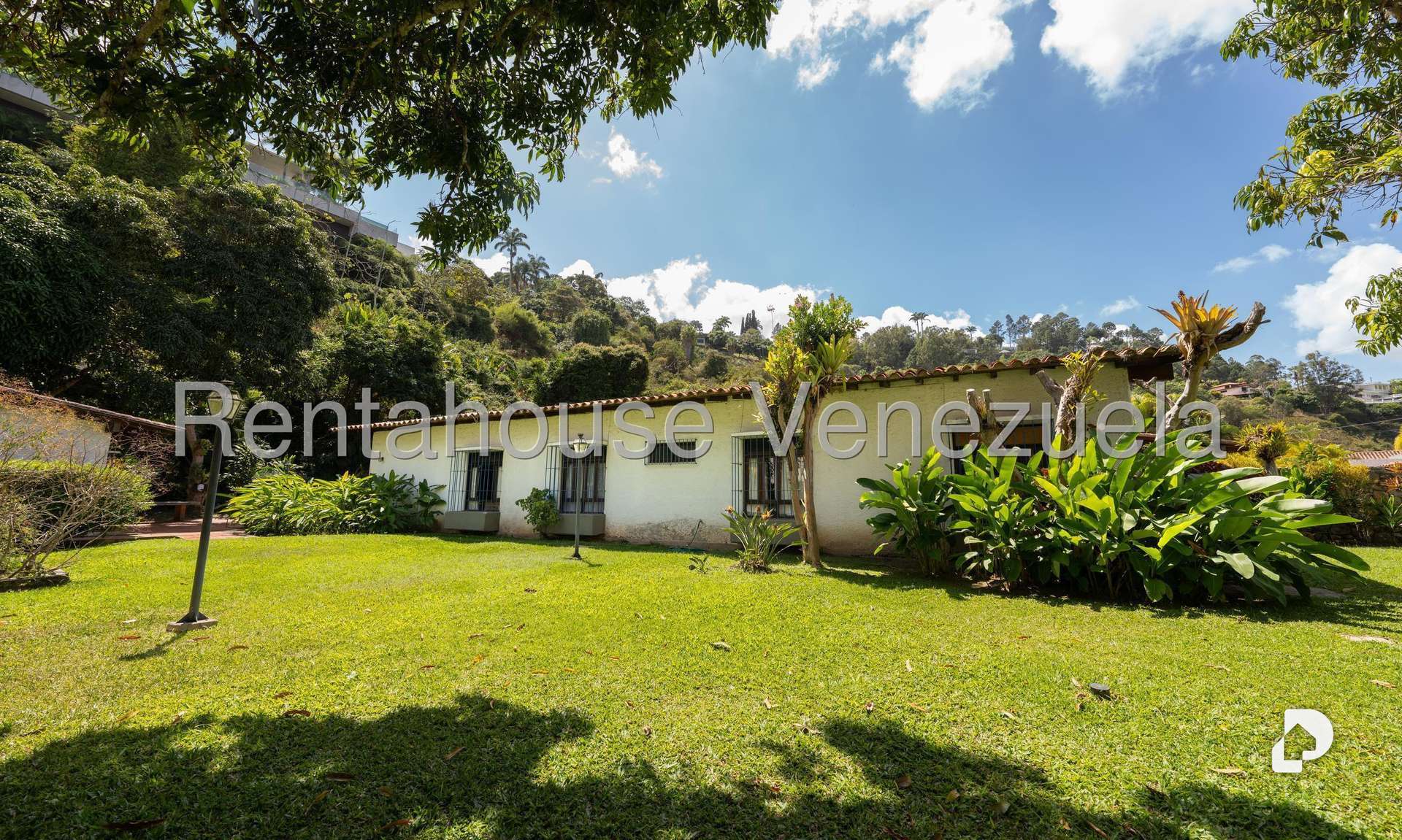 Casa en Cerro Verde, Caracas – 39