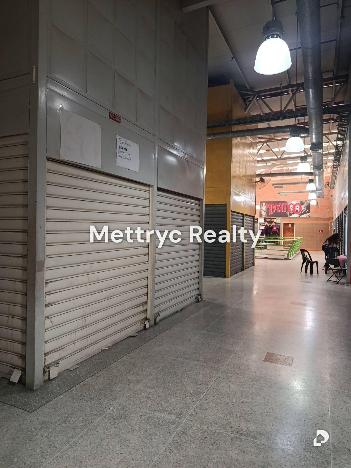 Local comercial en Av. Bolívar Sur, Valencia – 2
