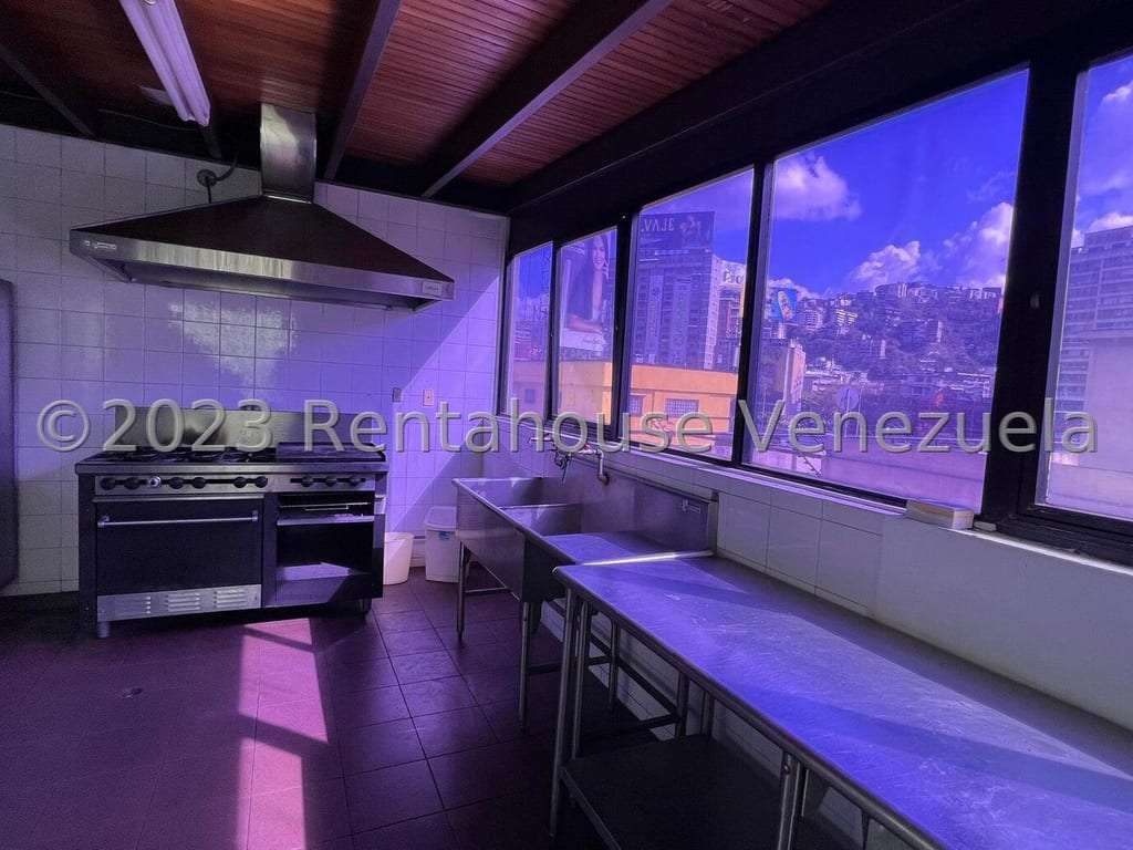 Edificio en Bello Monte, Caracas