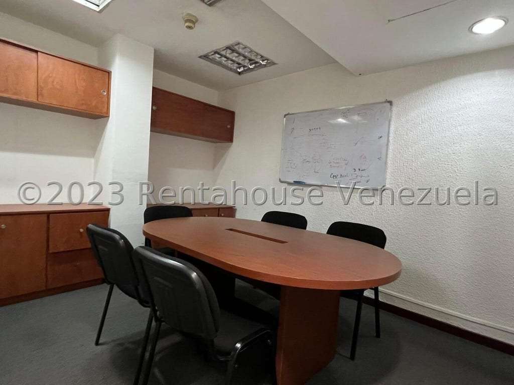 Edificio en Bello Monte, Caracas