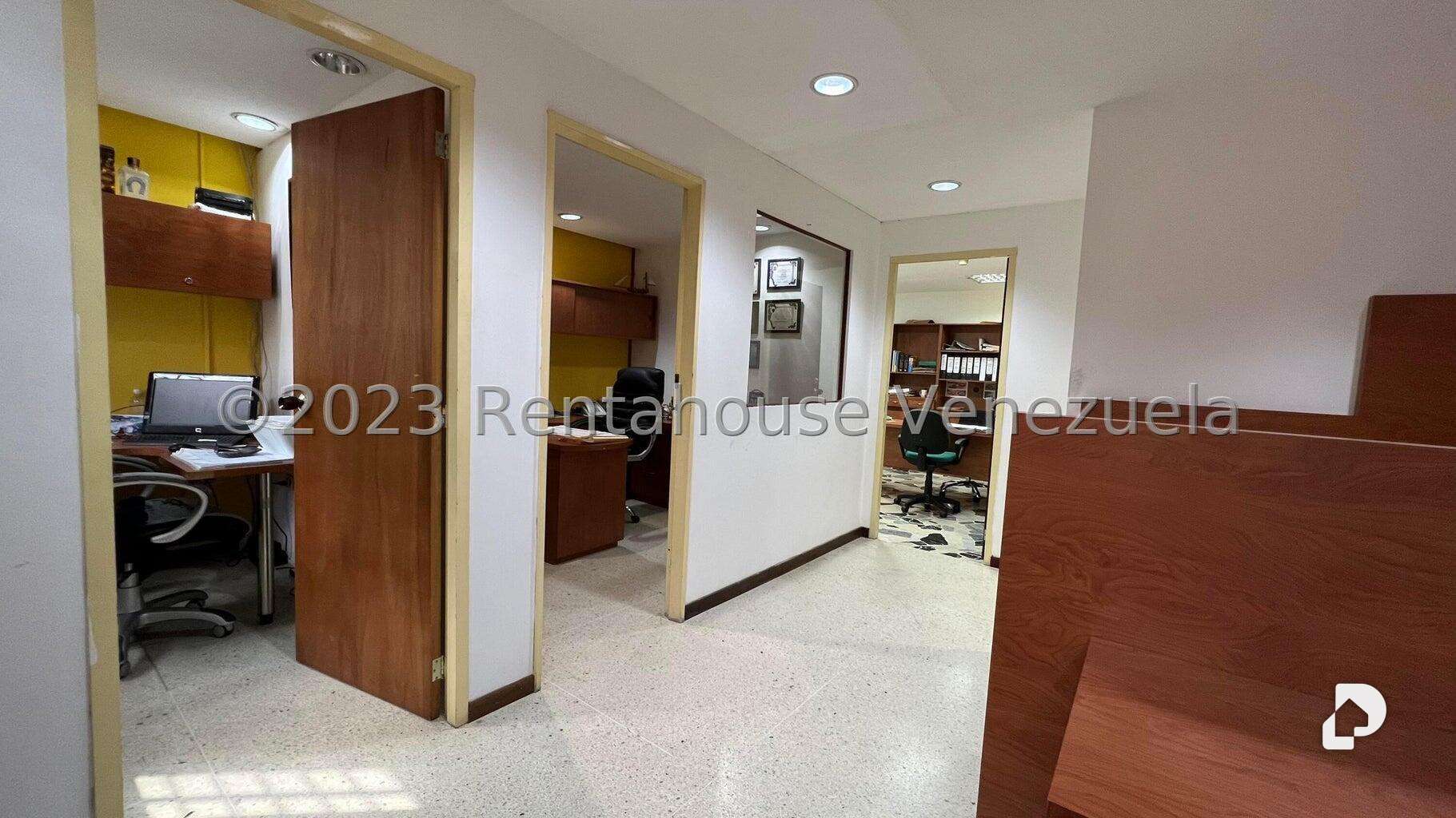 Edificio en Bello Monte, Caracas – 17