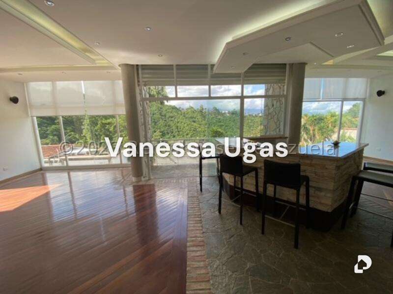 Casa en Prados Del Este, Caracas – 19
