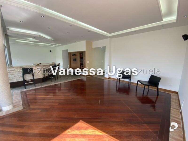 Casa en Prados Del Este, Caracas – 21